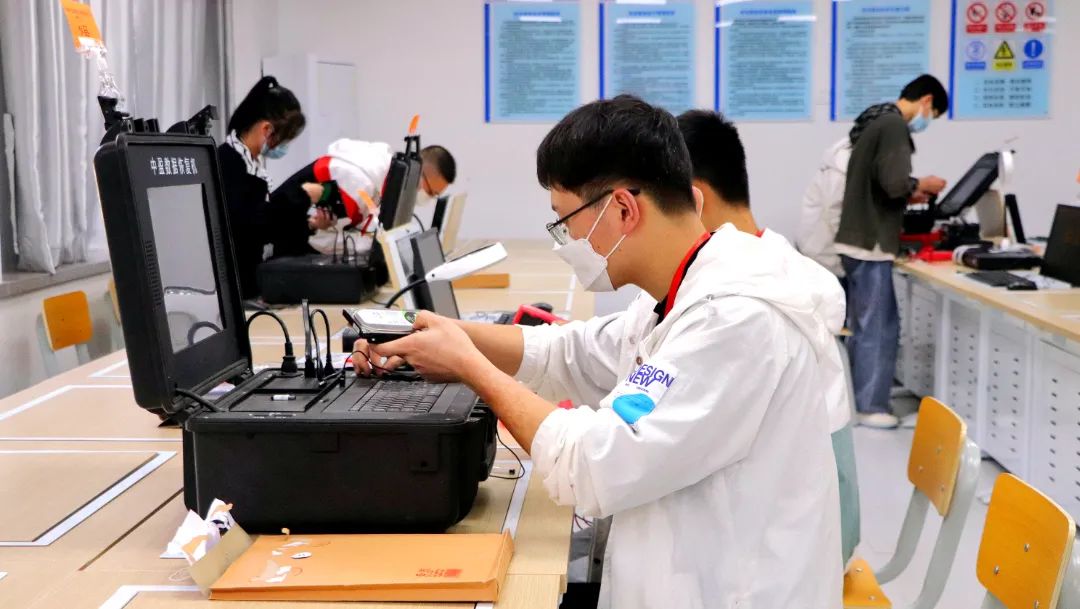 retouch_2022050712530355.jpg 图片