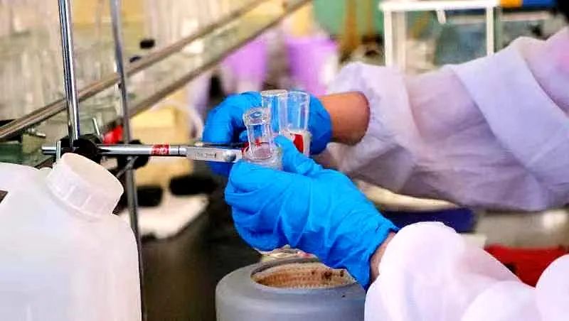 6005c67f255b49a0b26562c10f85104.jpg 图片